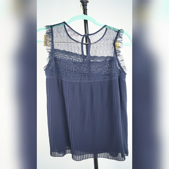 Nanette Lepore Lace & Pleat Blouse - Picture 4 of 6